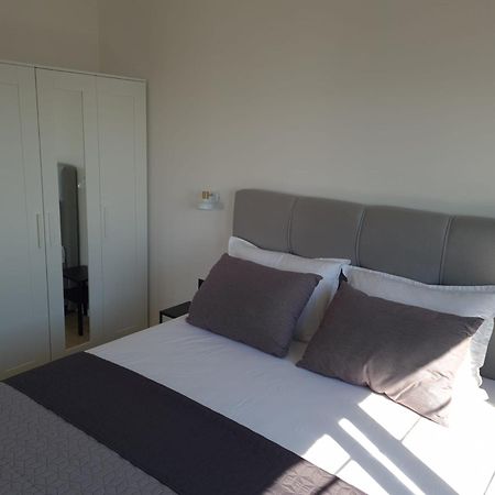 Appartments Akrapovic Vrsi Room photo
