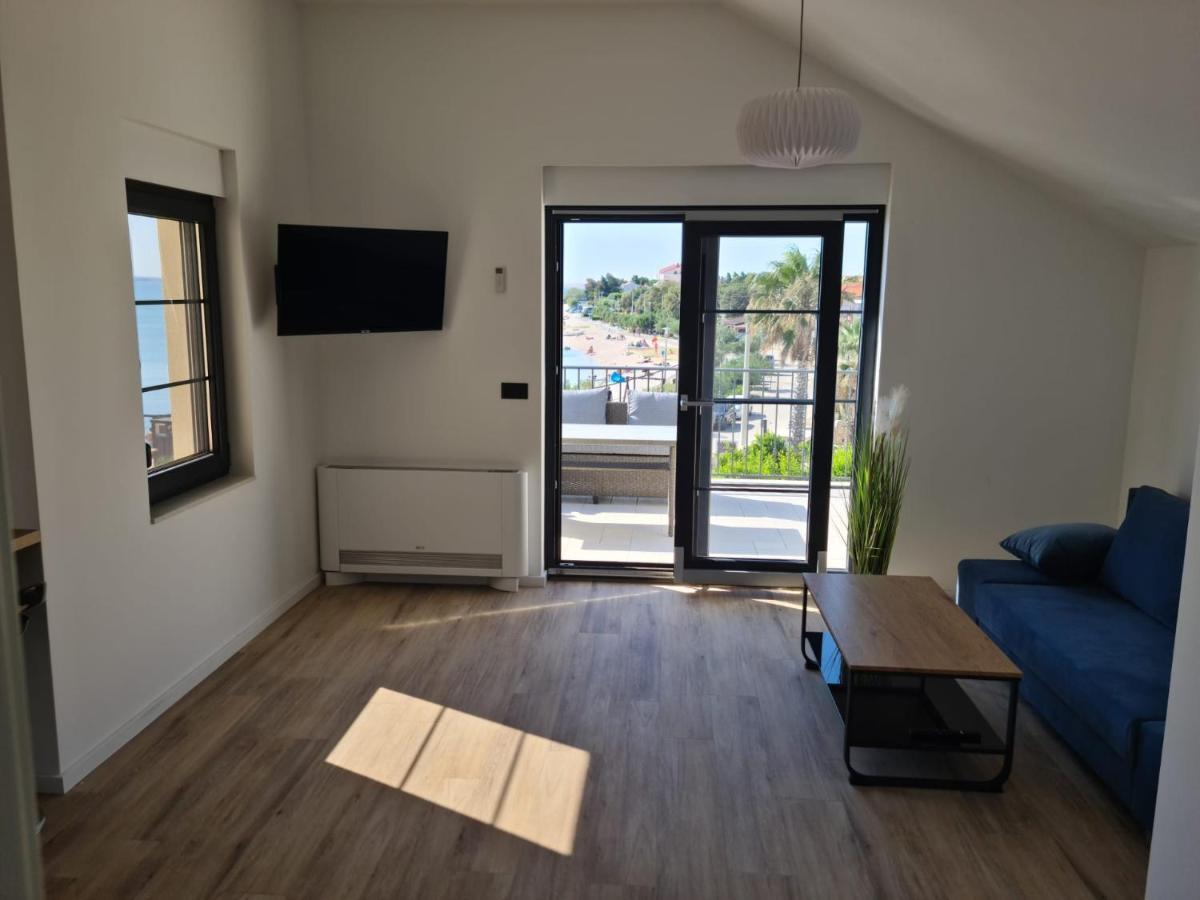 Appartments Akrapovic Vrsi Exterior photo